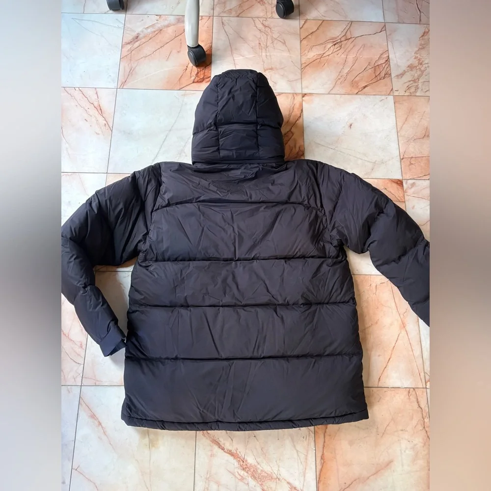 Aritzia Men's Super Puff - Picture 2 of 5